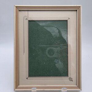 Vintage Wooden Picture Frame Ribbed Design and Photo Frame 7x9"